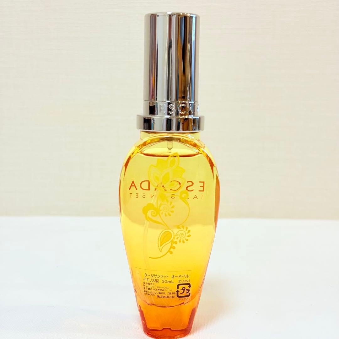 新品未使用　エスカーダ　タージサンセット　オードトワレ　香水　30ml