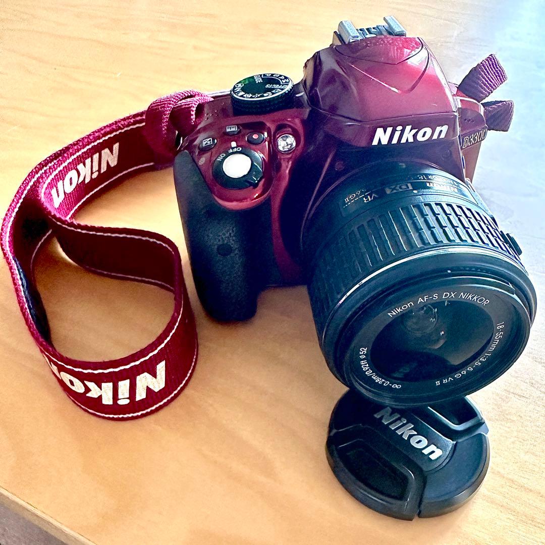 デジタル一眼レフカメラ NikonニコンD3300 ダブルズームキット レッド