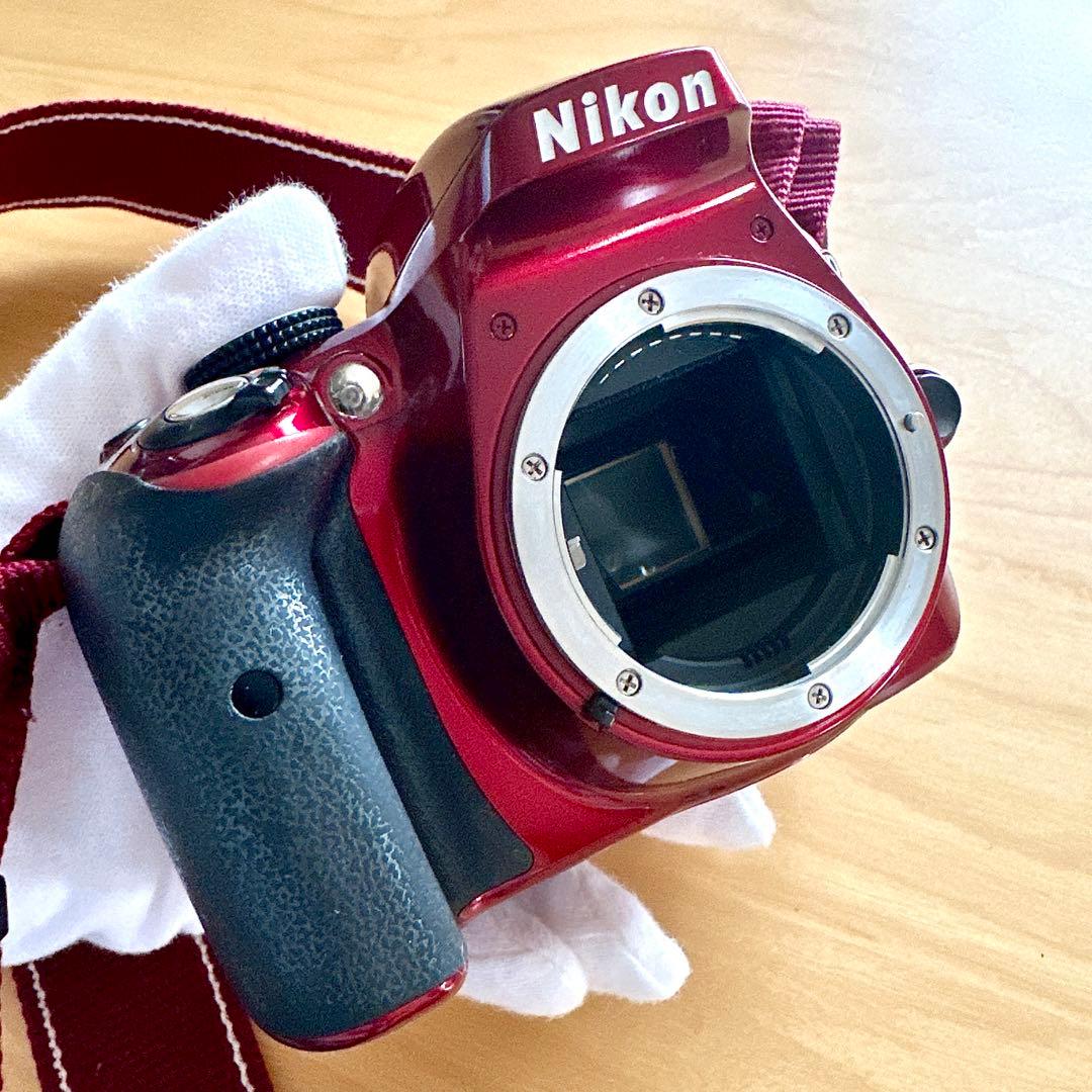 デジタル一眼レフカメラ NikonニコンD3300 ダブルズームキット レッド
