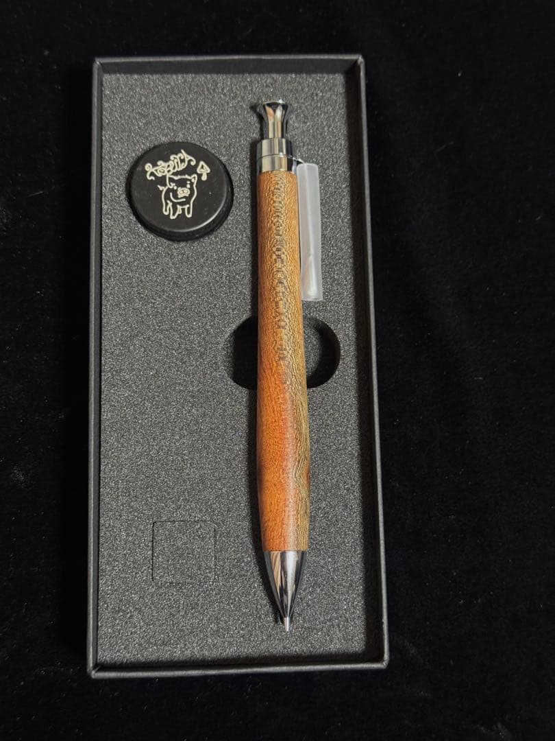 ②こぶた工房シャープペンシル 欅 ケヤキ 極上玉杢0.5mm