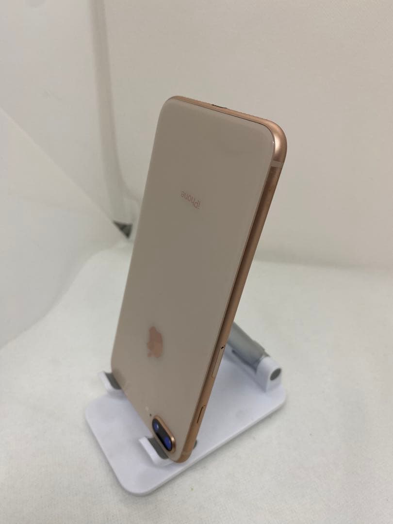 iPhone 8 Plus 64GB SIMフリー 97896