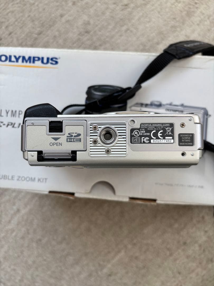 デジタルカメラ OLYMPUS PEN E-PL1 DOUBLE ZOOM KIT