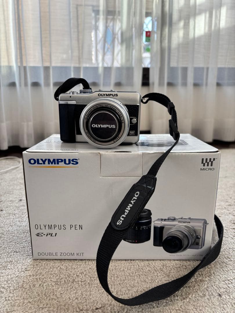 デジタルカメラ OLYMPUS PEN E-PL1 DOUBLE ZOOM KIT