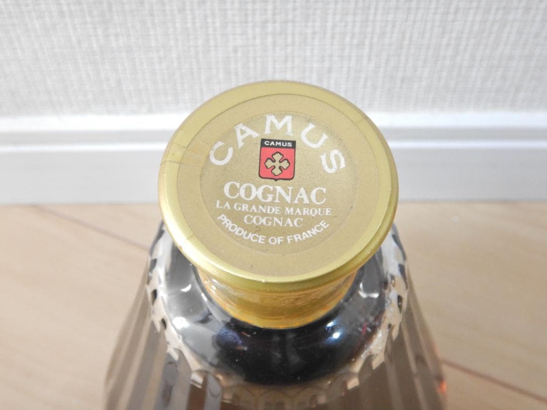 【未開栓】CAMUS カミュ バカラ 700ml ブランデー コニャック